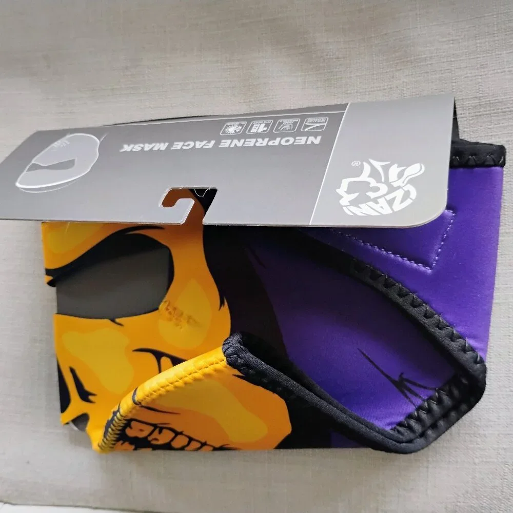 Skeletor Face Mask Neoprene w Adjustable Hook Loop Closure NEW on Hang Card